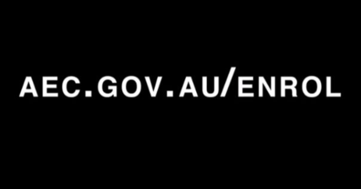 A black screen with the writting ' aec.gov.au/enrol'.